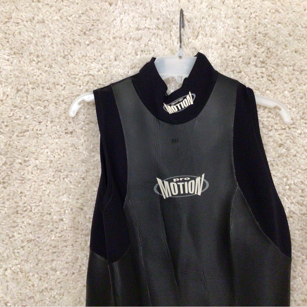 Wetsuit